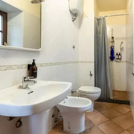 Дом отдыха Cozy House In + Large Garden