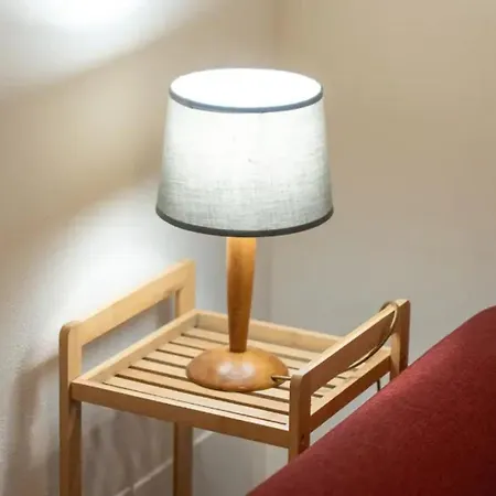 Cozy House In + Large Garden Дом отдыха *