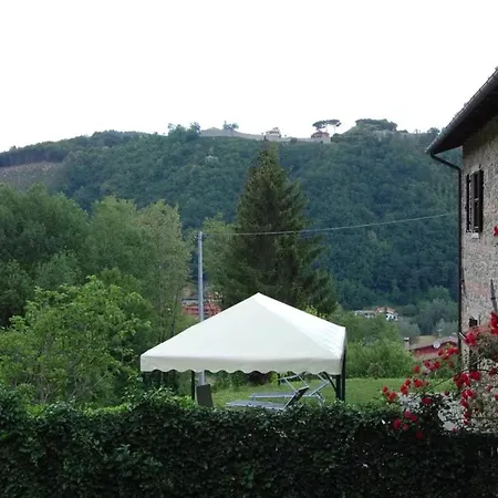 Cozy House In + Large Garden Castelnuovo di Garfagnana