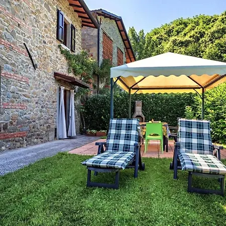 Cozy House In + Large Garden Castelnuovo di Garfagnana